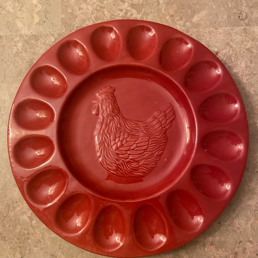 Egg server